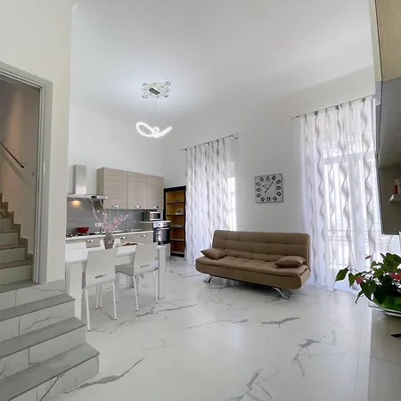 Apartment Palazzo Degli Artigiani Appartamento Con Terrazza E Comfort In Centro Gallipoli